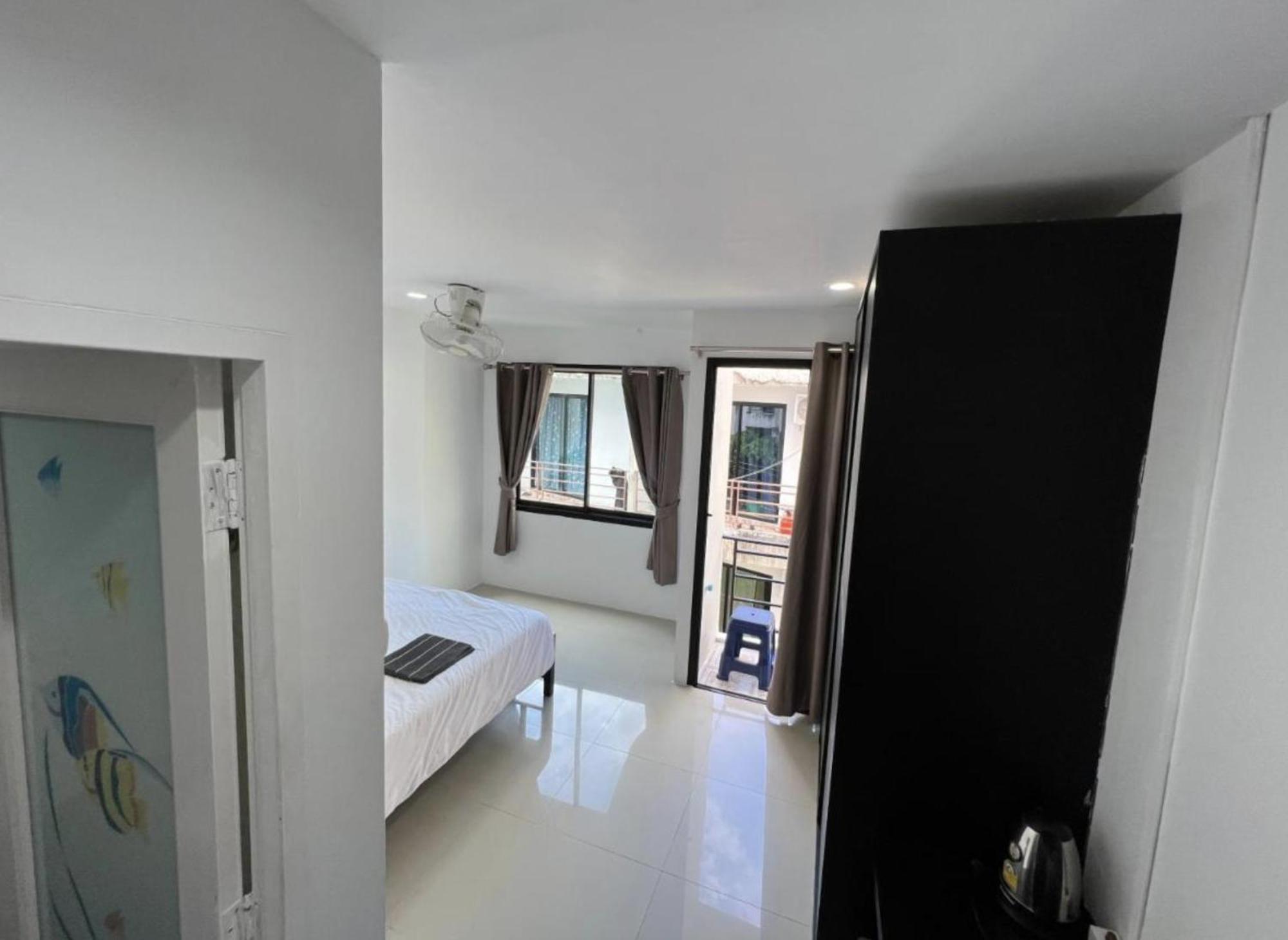 Easy Life R5 Patong